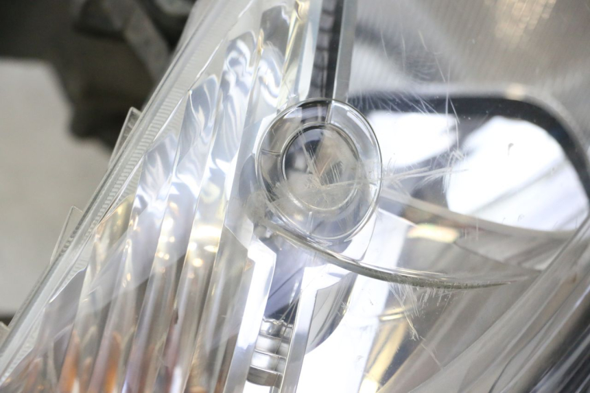 photo de FAROL DIANTEIRO HONDA FES S-WING SWING ABS 125 (2007 - 2015) - Peça verificada