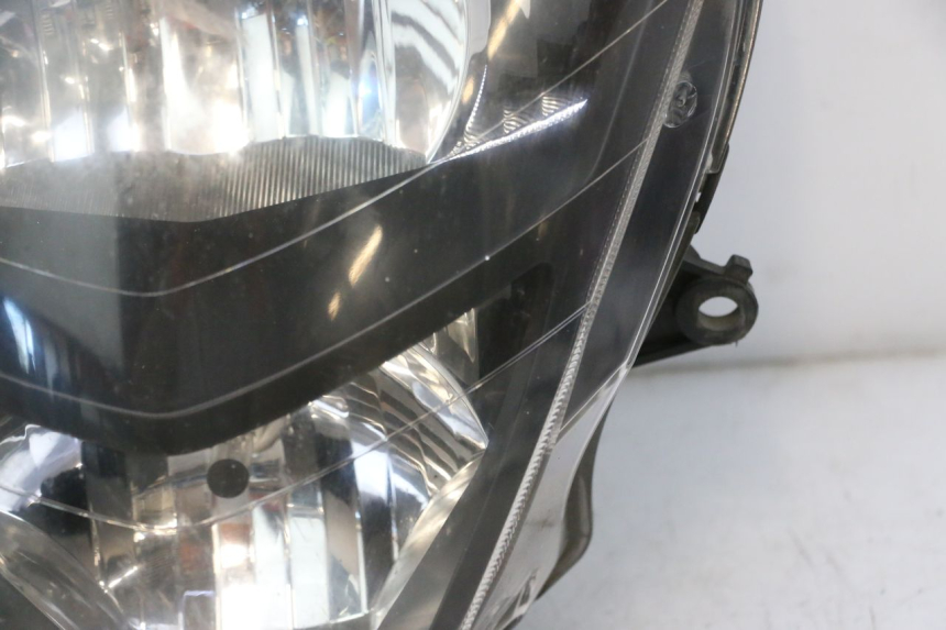 photo de FAROL DIANTEIRO HONDA FJS SILVER WING SILVERWING 400 (2005 - 2008) - Estado da superfície