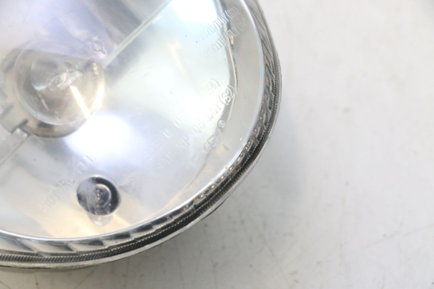 photo de FAROL DIANTEIRO PIAGGIO FLY 2T 50 (2004 - 2017) - Zoom do estado de desgaste