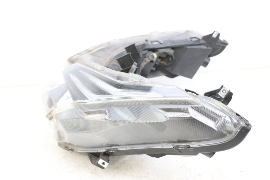 photo de FAROL DIANTEIRO HONDA FORZA 125 (2015 - 2016) - Vista do produto