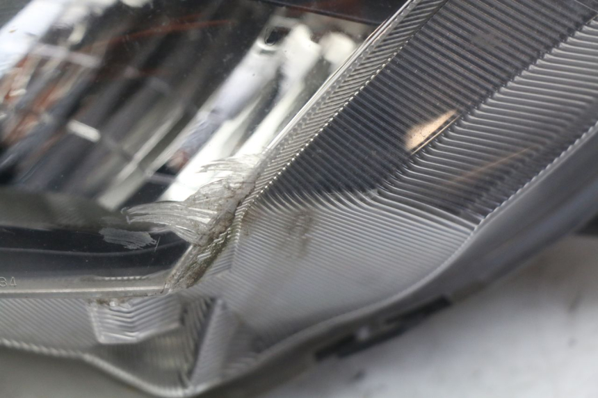 photo de FAROL DIANTEIRO HONDA FORZA 125 (2015 - 2016) - Outro ângulo de visão