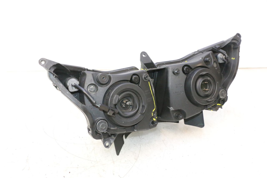photo de FAROL DIANTEIRO YAMAHA FZ8 800 (2010 - 2016) - Vista principal