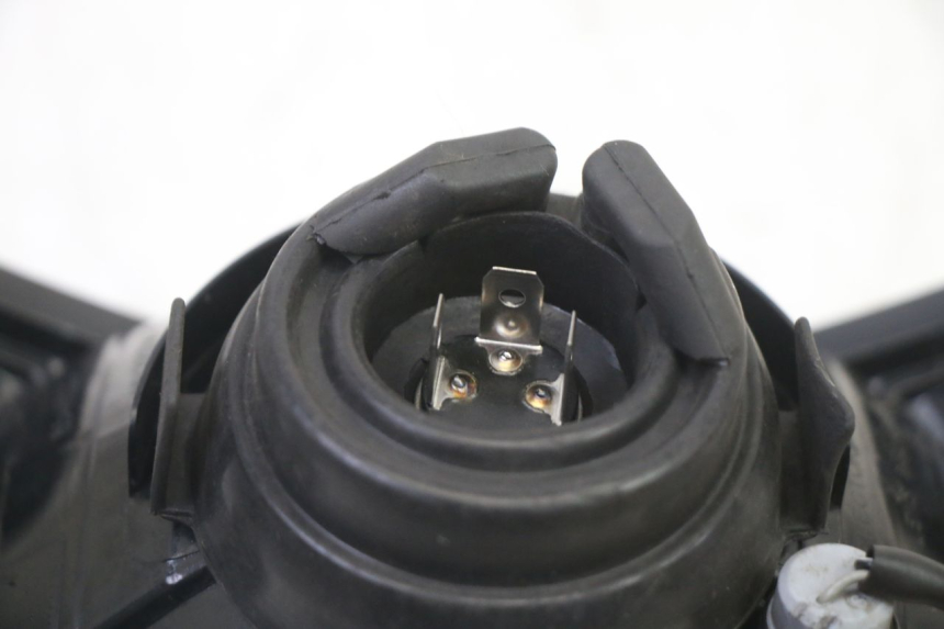 photo de FAROL DIANTEIRO BMW G310 R 310 (2016 - 2020) - Pontos de fixação