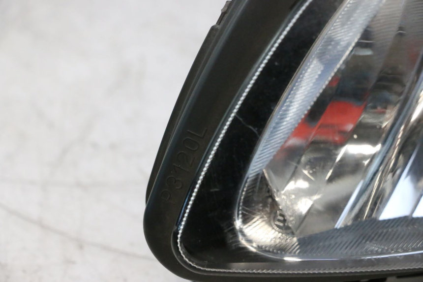 photo de FAROL DIANTEIRO ESQUERDO SUZUKI BURGMAN EXECUTIVE ABS 650 (2006 - 2012) - Estado da superfície