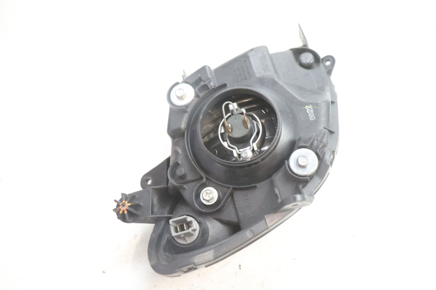 photo de FAROL DIANTEIRO ESQUERDO SUZUKI BURGMAN EXECUTIVE ABS 650 (2006 - 2012) - Estado da superfície