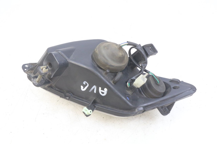photo de FAROL DIANTEIRO ESQUERDO PEUGEOT CITYSTAR 125 (2011 - 2017) - Zoom do estado de desgaste