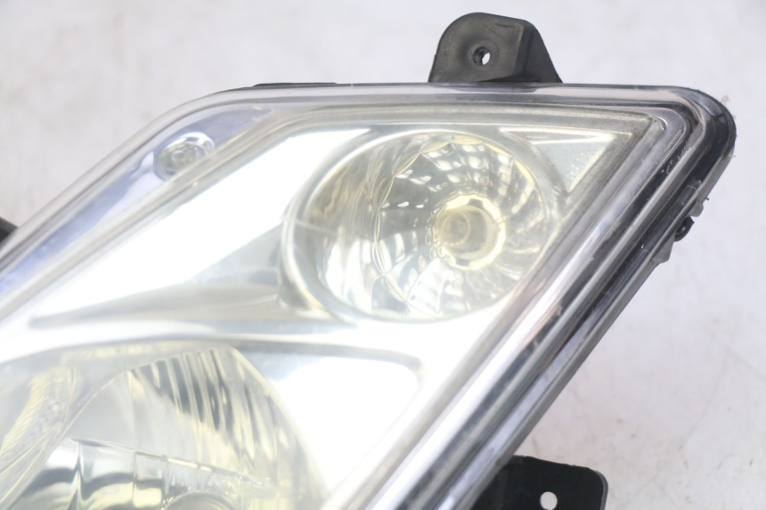 photo de FAROL DIANTEIRO ESQUERDO PEUGEOT CITYSTAR 125 (2011 - 2017) - Estado da superfície