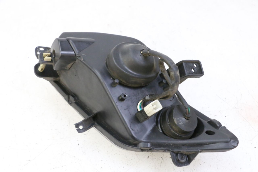 photo de FAROL DIANTEIRO ESQUERDO PEUGEOT CITYSTAR 50 (2013 - 2017) - Pontos de fixação