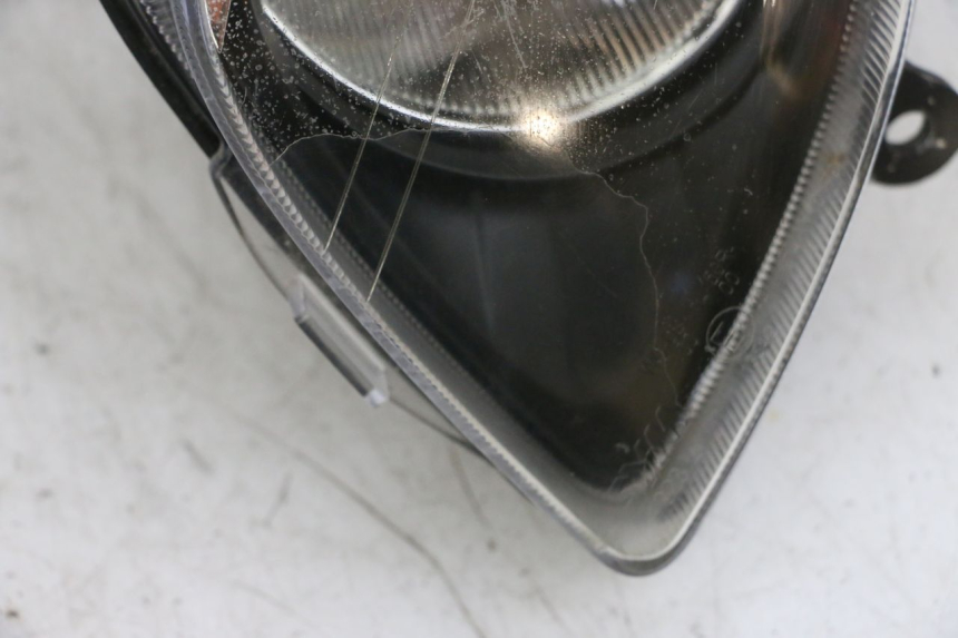 photo de FAROL DIANTEIRO ESQUERDO SYM GTS EVO 125 (2009 - 2013) - Vista do produto