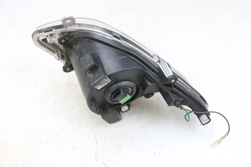 photo de FAROL DIANTEIRO ESQUERDO SYM GTS EVO 125 (2009 - 2013) - Pontos de fixação