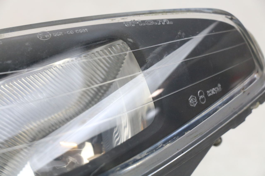 photo de FAROL DIANTEIRO ESQUERDO GILERA NEXUS 125 (2007 - 2009) - Detalhe da peça