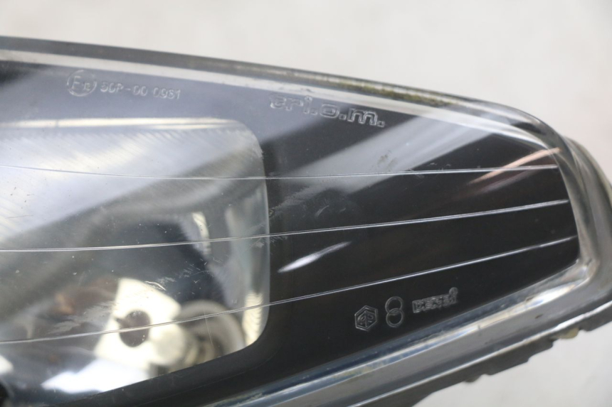 photo de FAROL DIANTEIRO ESQUERDO GILERA NEXUS 125 (2007 - 2009) - Ampliação técnica