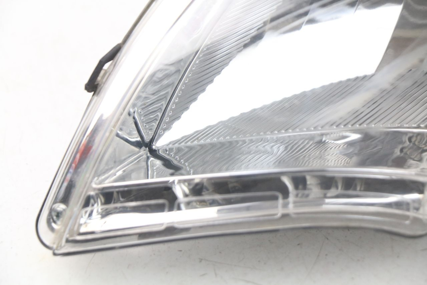 photo de FAROL DIANTEIRO ESQUERDO PEUGEOT SATELIS 300 (2012 - 2015) - Ampliação dos componentes