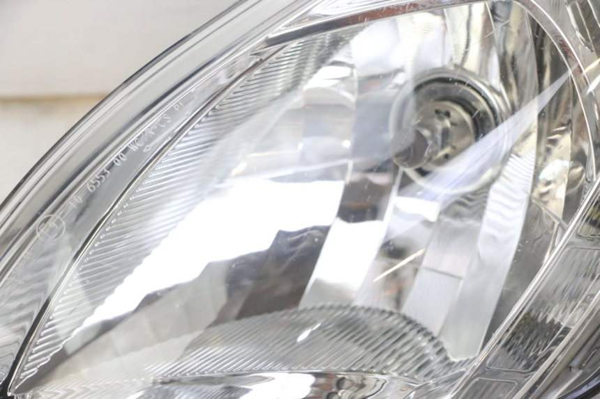 photo de FAROL DIANTEIRO ESQUERDO PEUGEOT SATELIS 125 (2013 - 2018) - Vista do produto