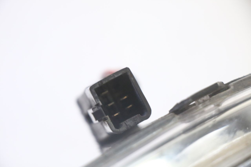 photo de FAROL DIANTEIRO ESQUERDO PEUGEOT SATELIS 125 (2010 - 2012) - Peça verificada