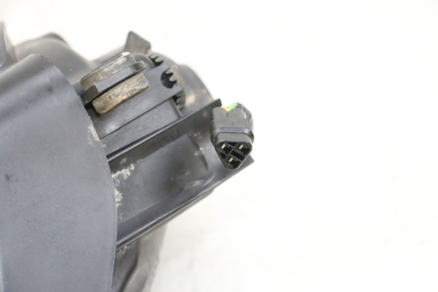 photo de FAROL DIANTEIRO ESQUERDO YAMAHA YFM R RAPTOR 250 (2008 - 2014) - Zoom do estado de desgaste