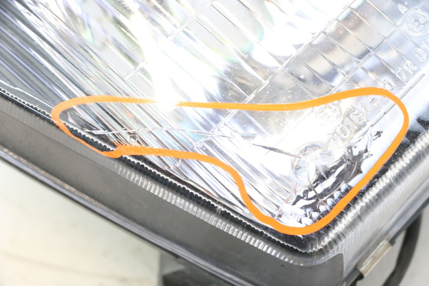 photo de FAROL DIANTEIRO KAWASAKI GPX F ZX750F 750 (1986 - 1990) - Detalhe da peça
