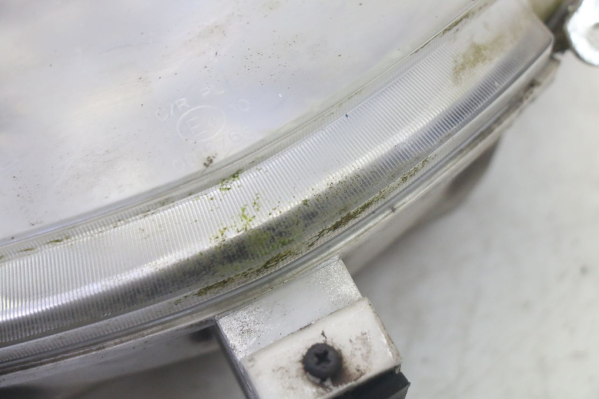 photo de FAROL DIANTEIRO KYMCO GRAND DINK 125 (2008 - 2014) - Pontos de fixação