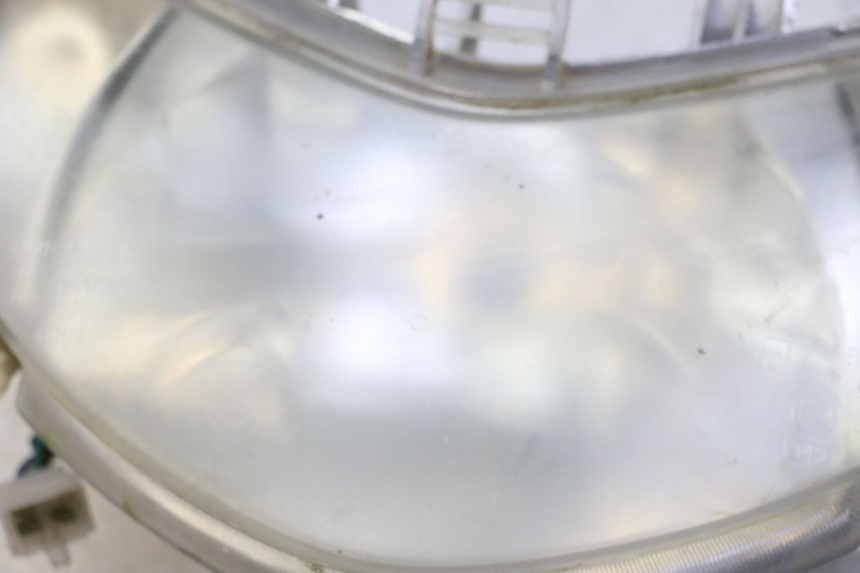 photo de FAROL DIANTEIRO KYMCO GRAND DINK 125 (2002 - 2007) - Outro ângulo de visão
