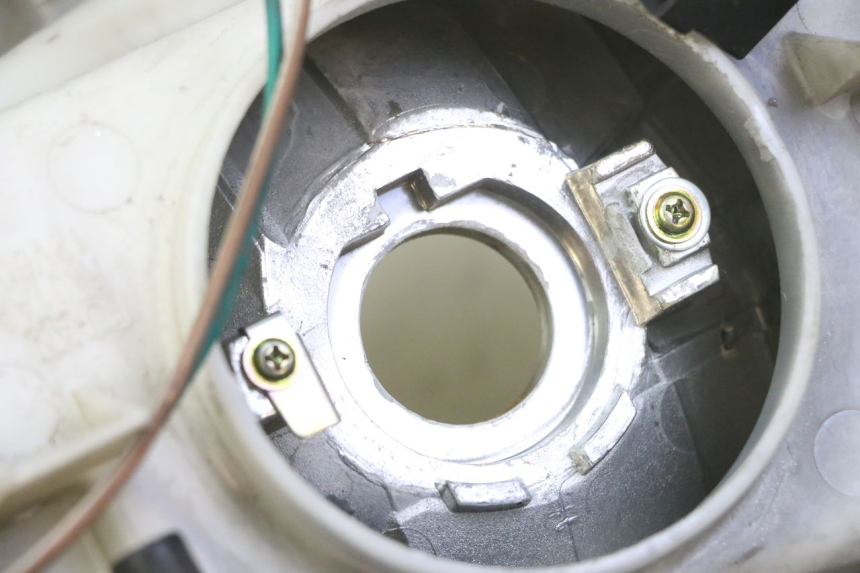 photo de FAROL DIANTEIRO KYMCO GRAND DINK 125 (2002 - 2007) - Peça verificada