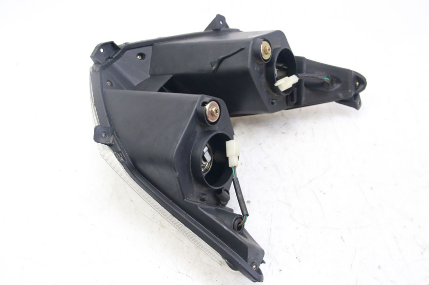 photo de FAROL DIANTEIRO TNT MOTOR GRIDO 2T 50 (2010 - 2019) - Outro ângulo de visão