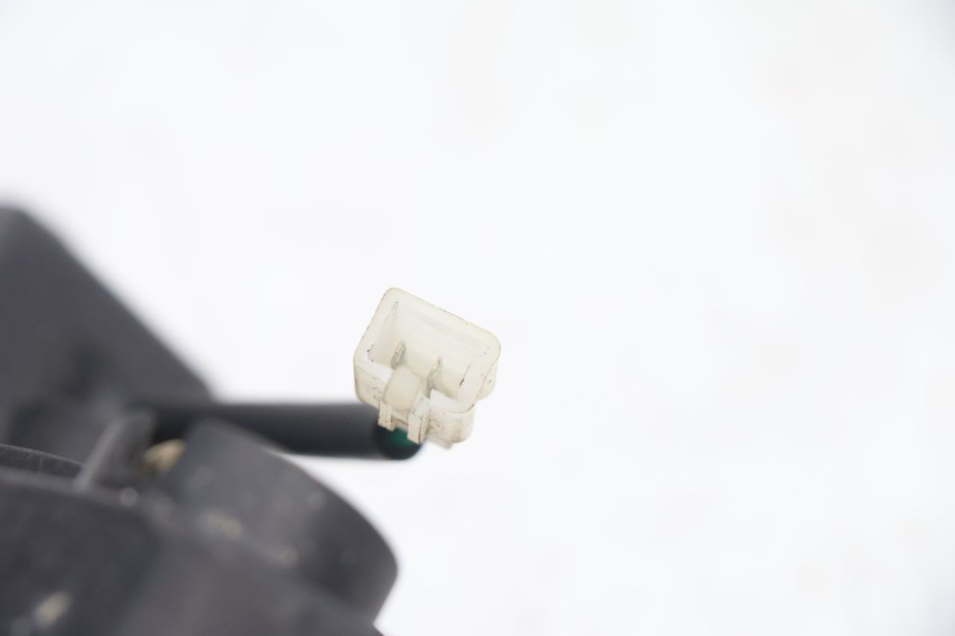 photo de FAROL DIANTEIRO TNT MOTOR GRIDO 2T 50 (2010 - 2019) - Estado da superfície