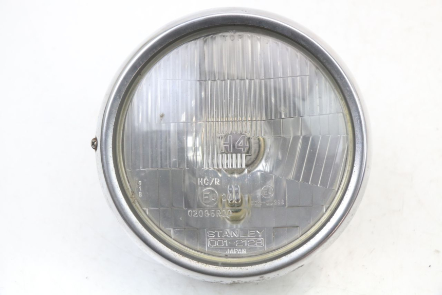photo de FAROL DIANTEIRO SUZUKI GSX E 250 (1982 - 1983) - Vista principal
