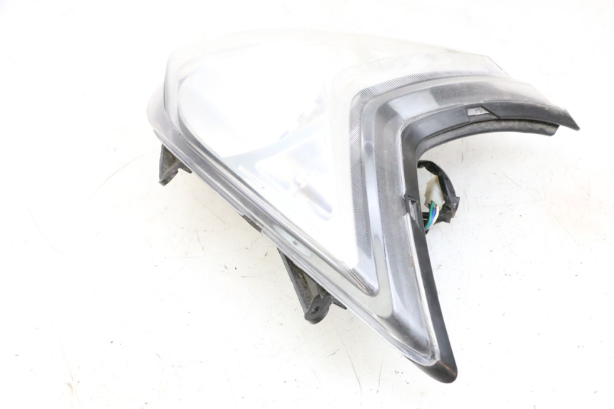 photo de FAROL DIANTEIRO EUROCKA GTR 50 (2018 - 2021) - Estado da superfície