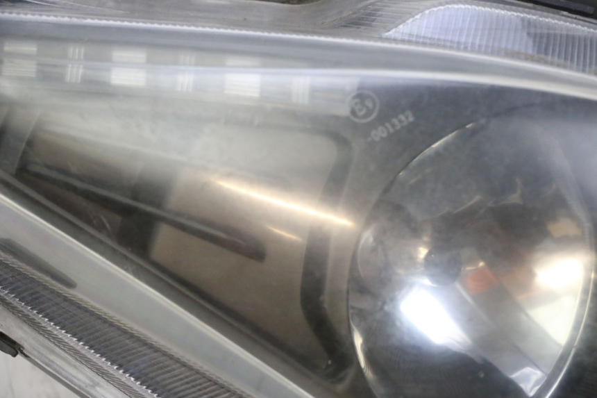 photo de FAROL DIANTEIRO JM MOTORS GTS 125 (2015 - 2019) - Ângulo alternativo