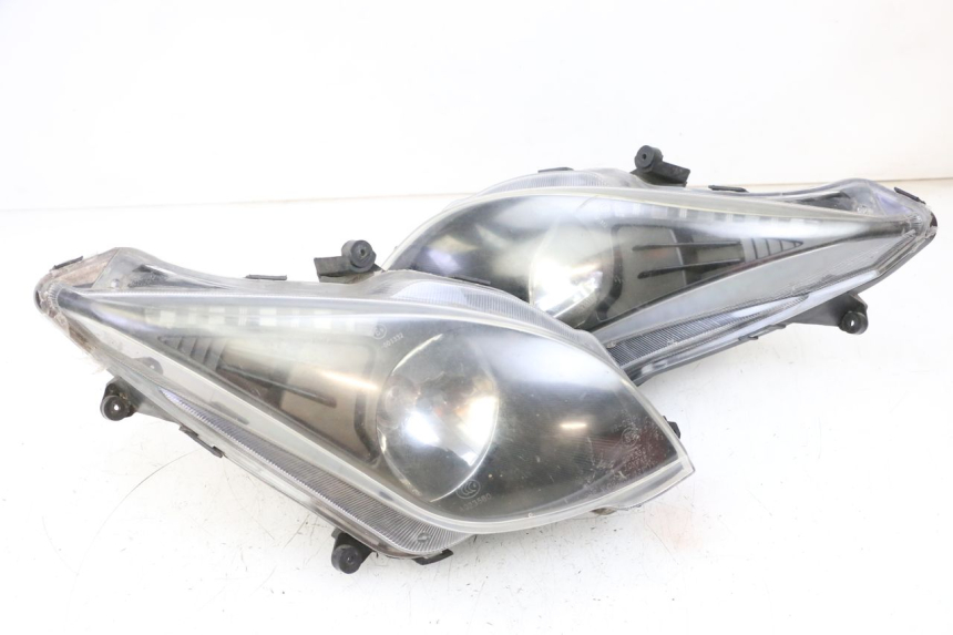 photo de FAROL DIANTEIRO JM MOTORS GTS 125 (2015 - 2019) - Vista de perfil
