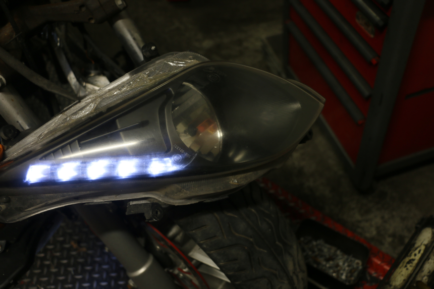 photo de FAROL DIANTEIRO JM MOTORS GTS 125 (2015 - 2019) - Vista geral