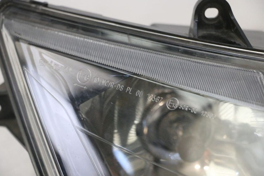 photo de FAROL DIANTEIRO PIAGGIO IE MP3 YOURBAN 300 (2011 - 2016) - Detalhes característicos