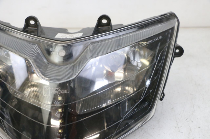 photo de FAROL DIANTEIRO PIAGGIO IE MP3 YOURBAN 300 (2011 - 2016) - Peça verificada