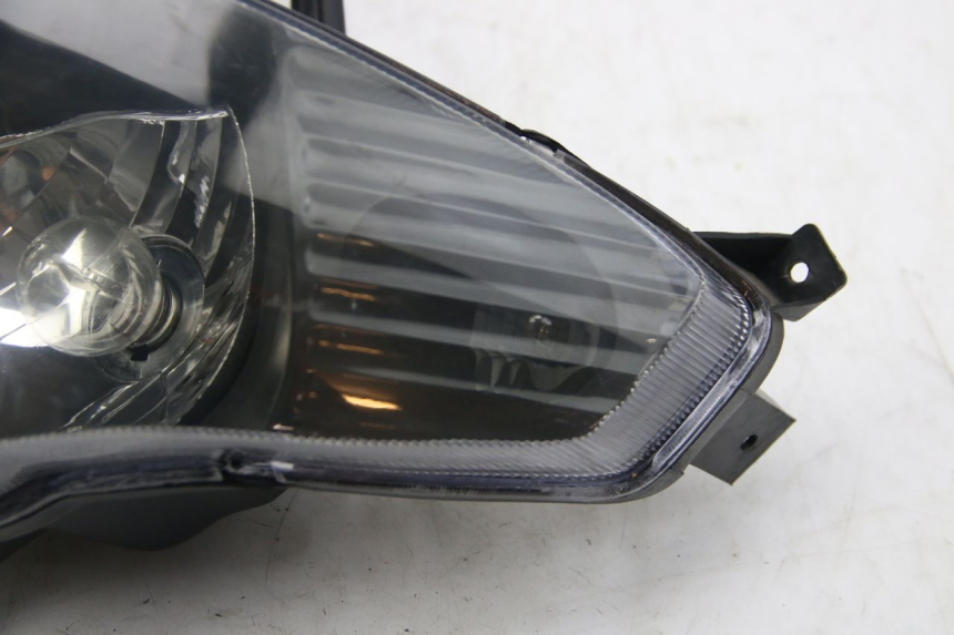 photo de FAROL DIANTEIRO REVATTO IMPERATOR 125 (2007 - 2015) - Zoom do estado de desgaste
