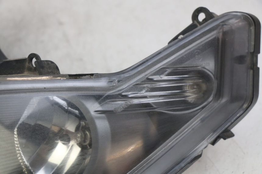 photo de FAROL DIANTEIRO SYM JET SPORT XR 50 (2006 - 2015) - Ampliação técnica