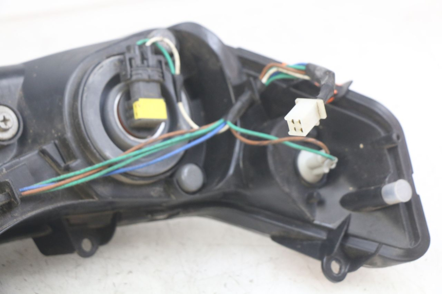 photo de FAROL DIANTEIRO SYM JET SPORT XR 50 (2006 - 2015) - Estado da superfície