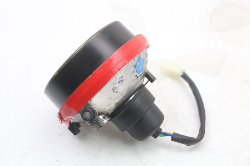 photo de FAROL DIANTEIRO JM MOTORS VX 125 (2022 - 2025) - Outro ângulo de visão