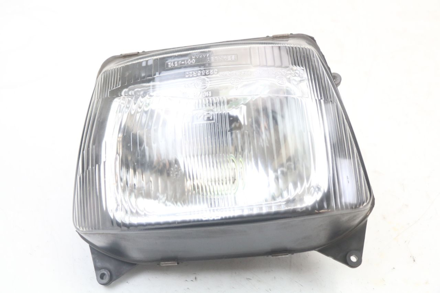 photo de FAROL DIANTEIRO KAWASAKI GTR 1000 (1994 - 2004) - Outro ângulo de visão