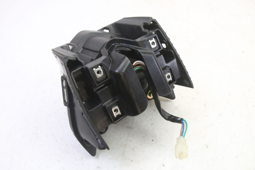 photo de FAROL DIANTEIRO KIDEN KD125-G 125 (2018 - 2022) - Pontos de fixação