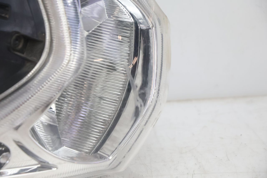 photo de FAROL DIANTEIRO PEUGEOT KISBEE 2T 50 (2010 - 2017) - Vista geral