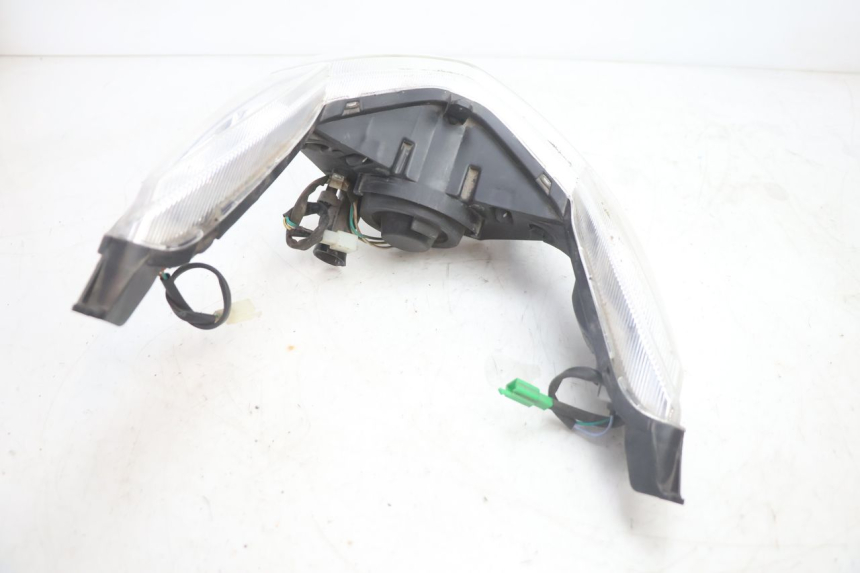 photo de FAROL DIANTEIRO PEUGEOT KISBEE 2T 50 (2010 - 2017) - Pontos de fixação