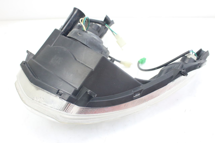 photo de FAROL DIANTEIRO PEUGEOT KISBEE 4T 50 (2010 - 2017) - Zoom do estado de desgaste