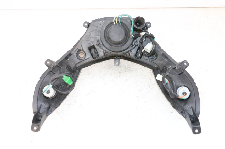 photo de FAROL DIANTEIRO PEUGEOT KISBEE 4T 50 (2010 - 2017) - Pontos de fixação