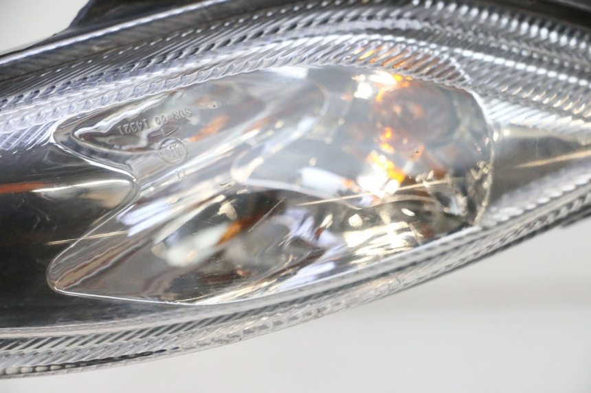 photo de FAROL DIANTEIRO PEUGEOT KISBEE 4T 50 (2018 - 2022) - Vista do produto