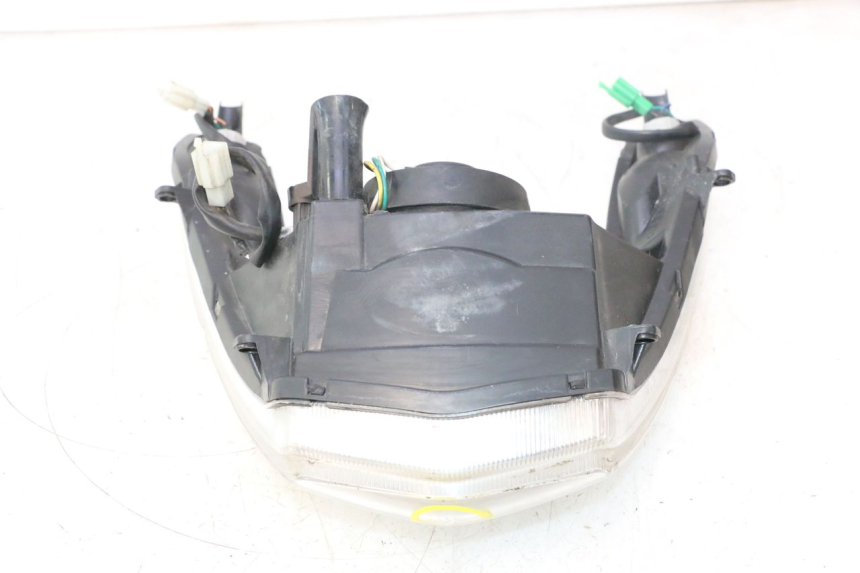 photo de FAROL DIANTEIRO PEUGEOT KISBEE 4T 50 (2018 - 2022) - Vista de perto
