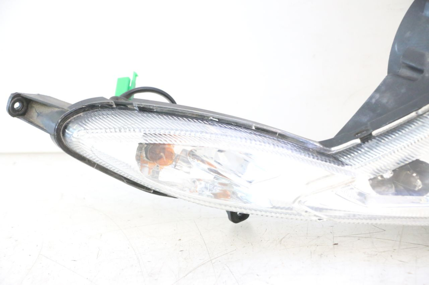 photo de FAROL DIANTEIRO PEUGEOT KISBEE 4T 50 (2018 - 2022) - Outro ângulo de visão