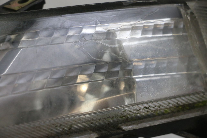 photo de FAROL DIANTEIRO KYMCO DINK 4T 50 (2007 - 2018) - Vista de perto