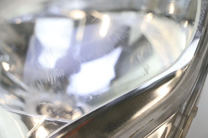 photo de FAROL DIANTEIRO PIAGGIO LIBERTY IGET 4T 50 (2015 - 2020) - Detalhe da peça