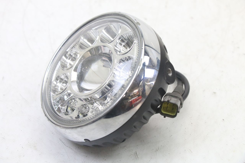 photo de FAROL DIANTEIRO LIGIER PULSE 3 1 (2014 - 2020) - Detalhe da peça