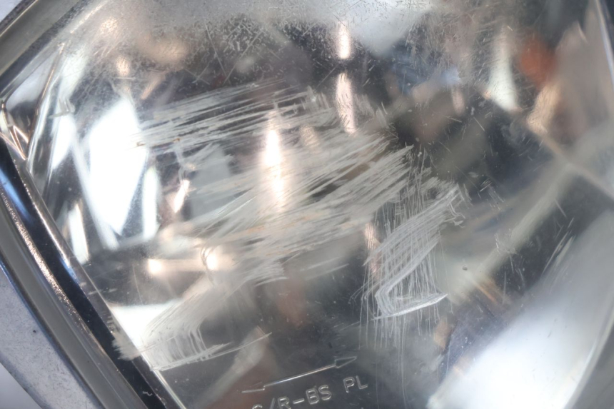 photo de FAROL DIANTEIRO KYMCO LIKE 125 (2009 - 2016) - Zoom do estado de desgaste